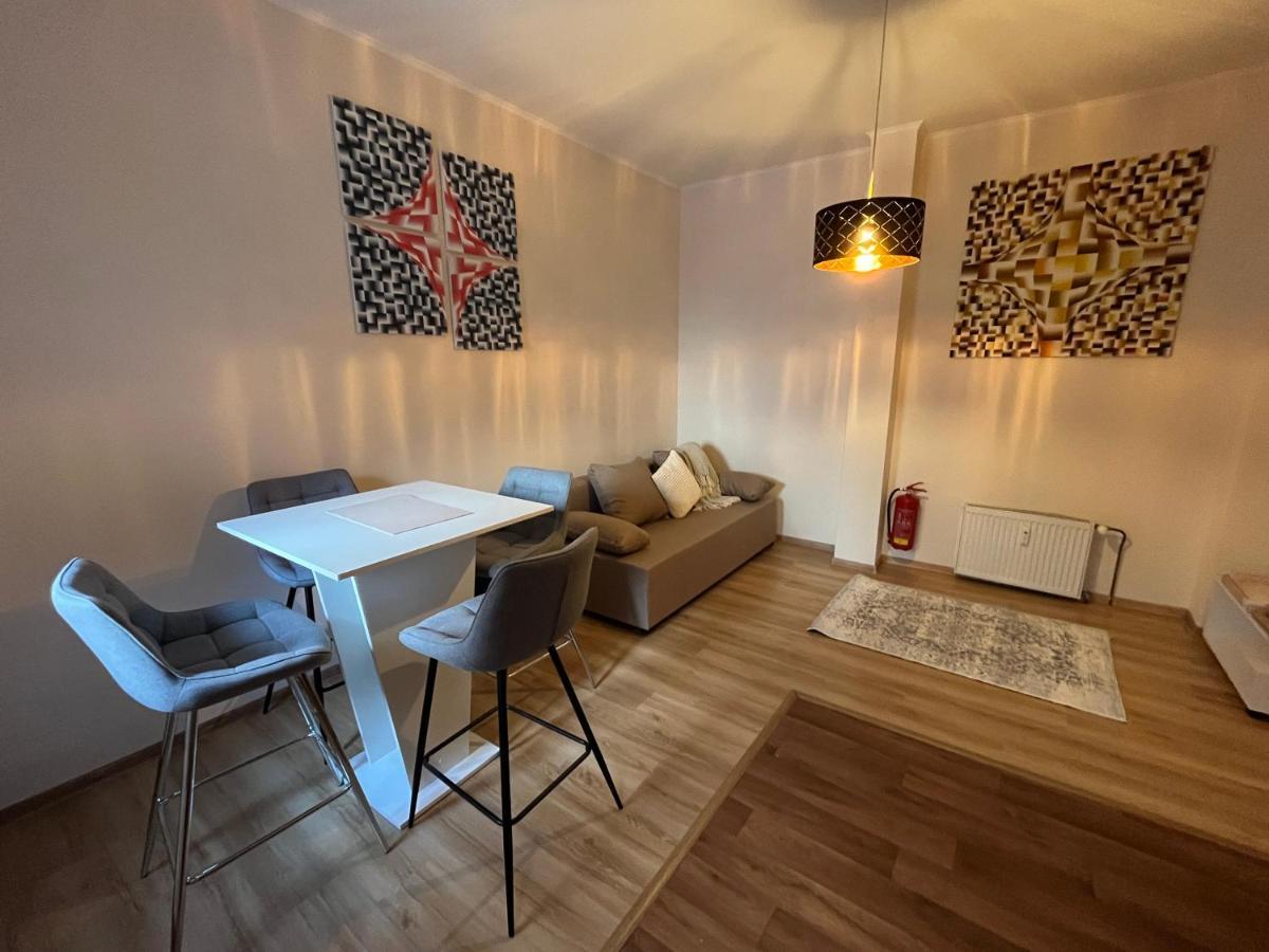 M&M Apartment, Free Parking 카를로비바리 외부 사진